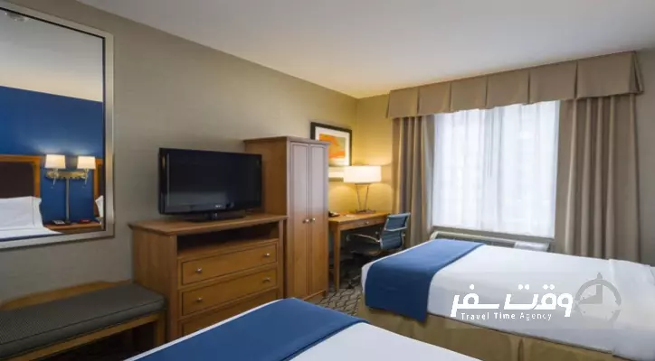 هتل هالیدی این اکسپرس سن پترزبورگ